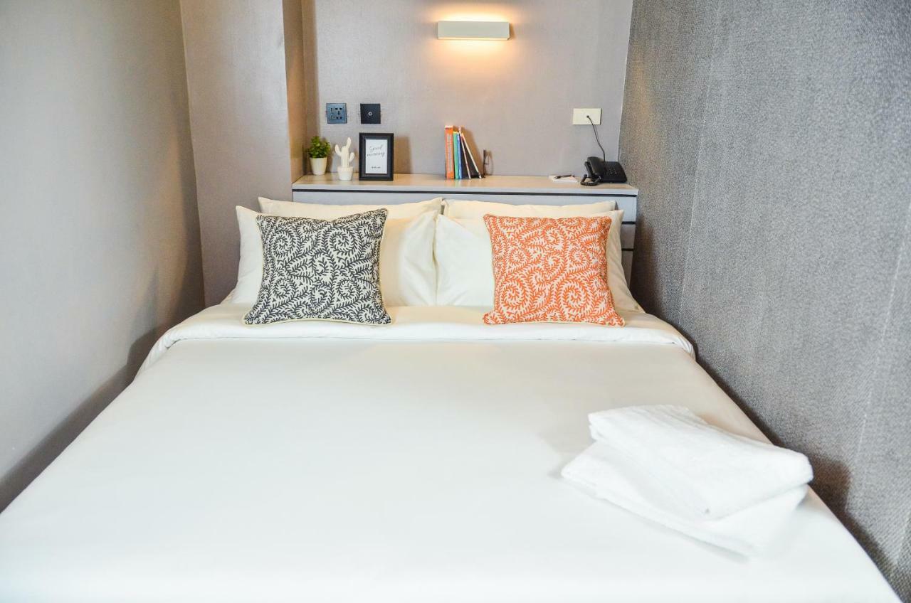 Abraham Manila - Located In Central Makati (Adults Only) Makati City Exterior photo